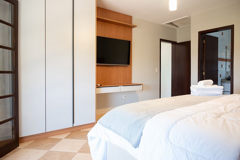 Casa de Campo c/ 4 Suites A.C Wi-Fi em Sao Roque