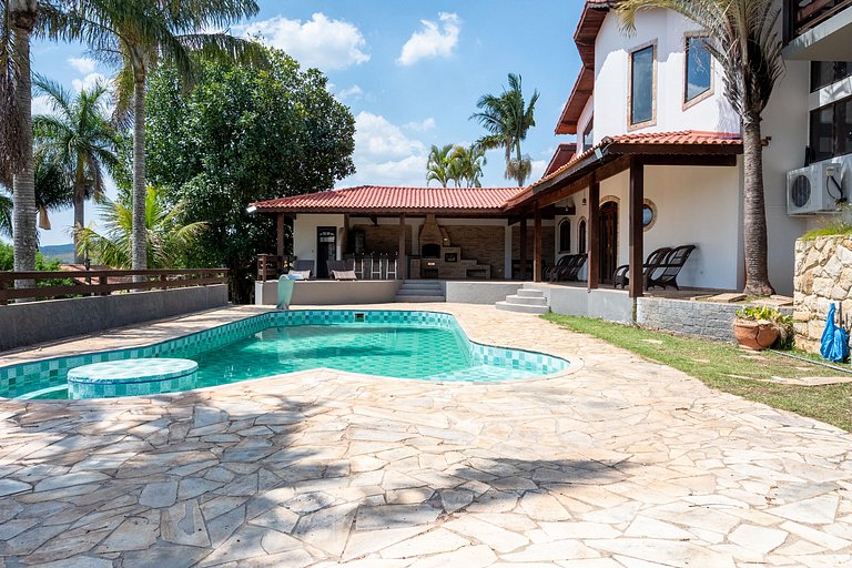 Casa de Campo c/ 4 Suites A.C Wi-Fi em Sao Roque