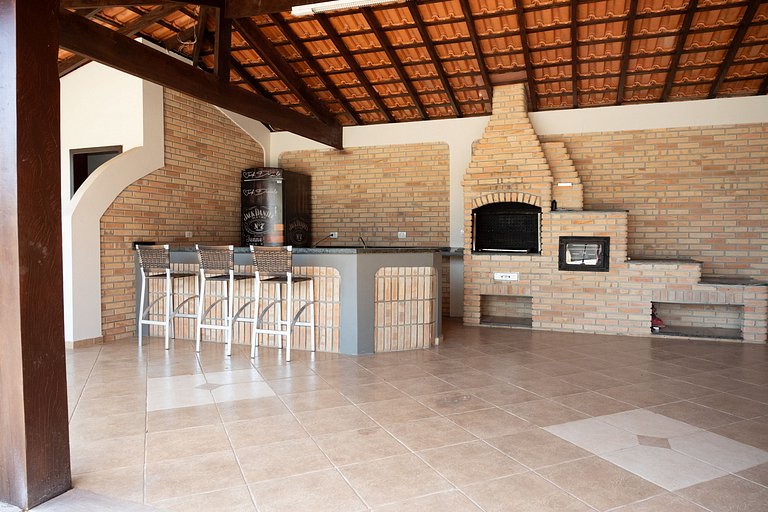 Casa de Campo c/ 4 Suites A.C Wi-Fi em Sao Roque
